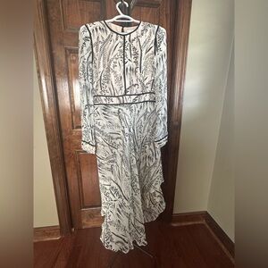 LK BENNETT Like new ivory dress with black floral design, US 6, long sleeve
